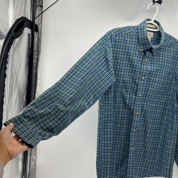 L.L. BEAN wrinkle resistant 100% cotton green blue plaid button down - Picture 3 of 6